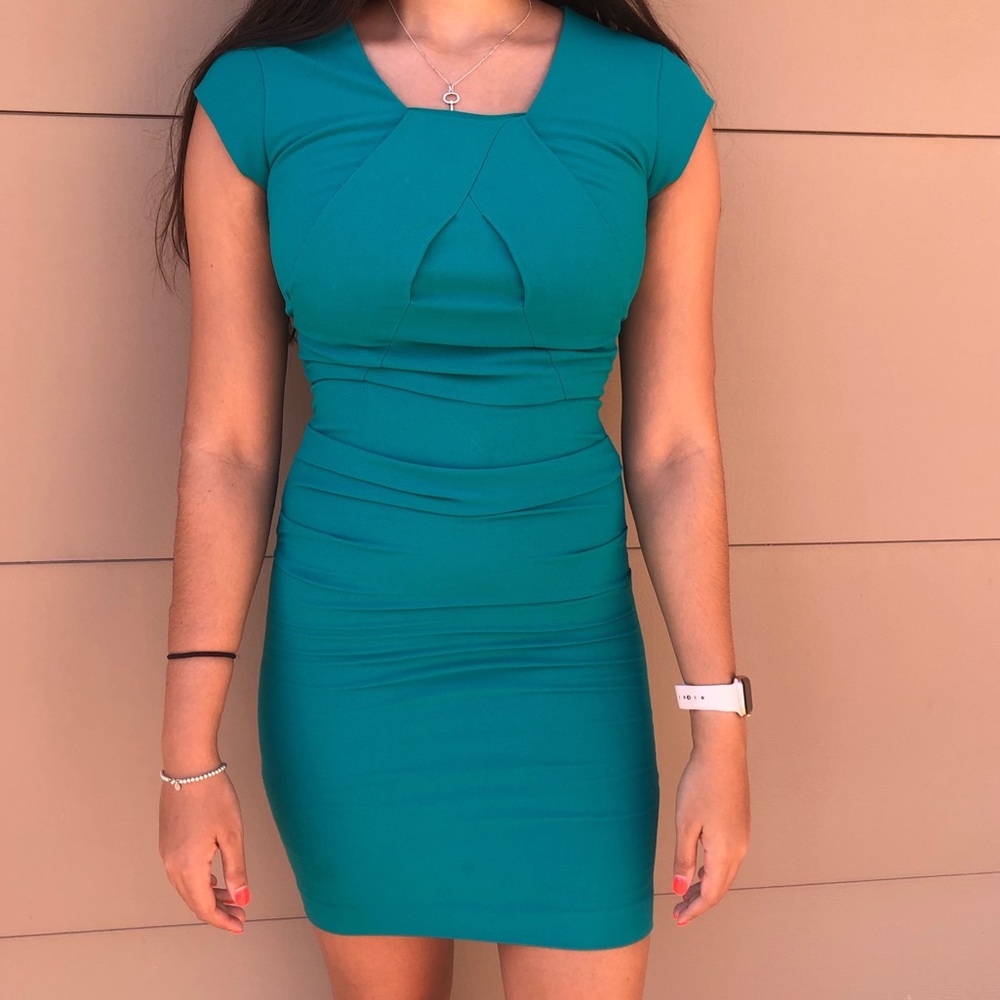 Bcbgmaxazria Green Wrap Dress Size 4